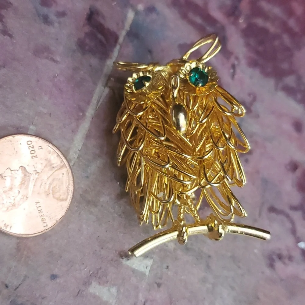 Unique owl on a branch wire pin DX788